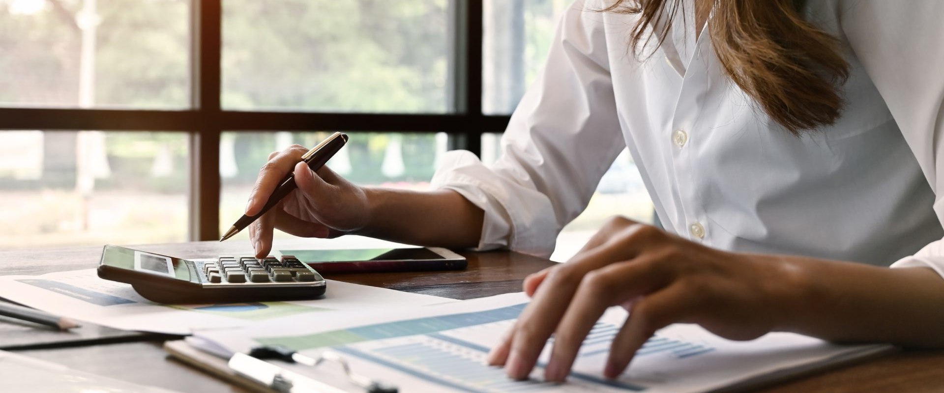 Choosing the Right Accounting Service Provider for Your Small Business